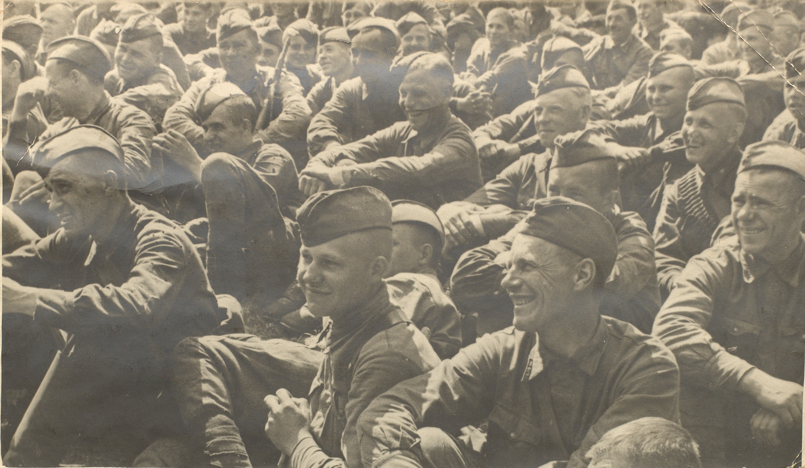 Фронтовые театры военного времени