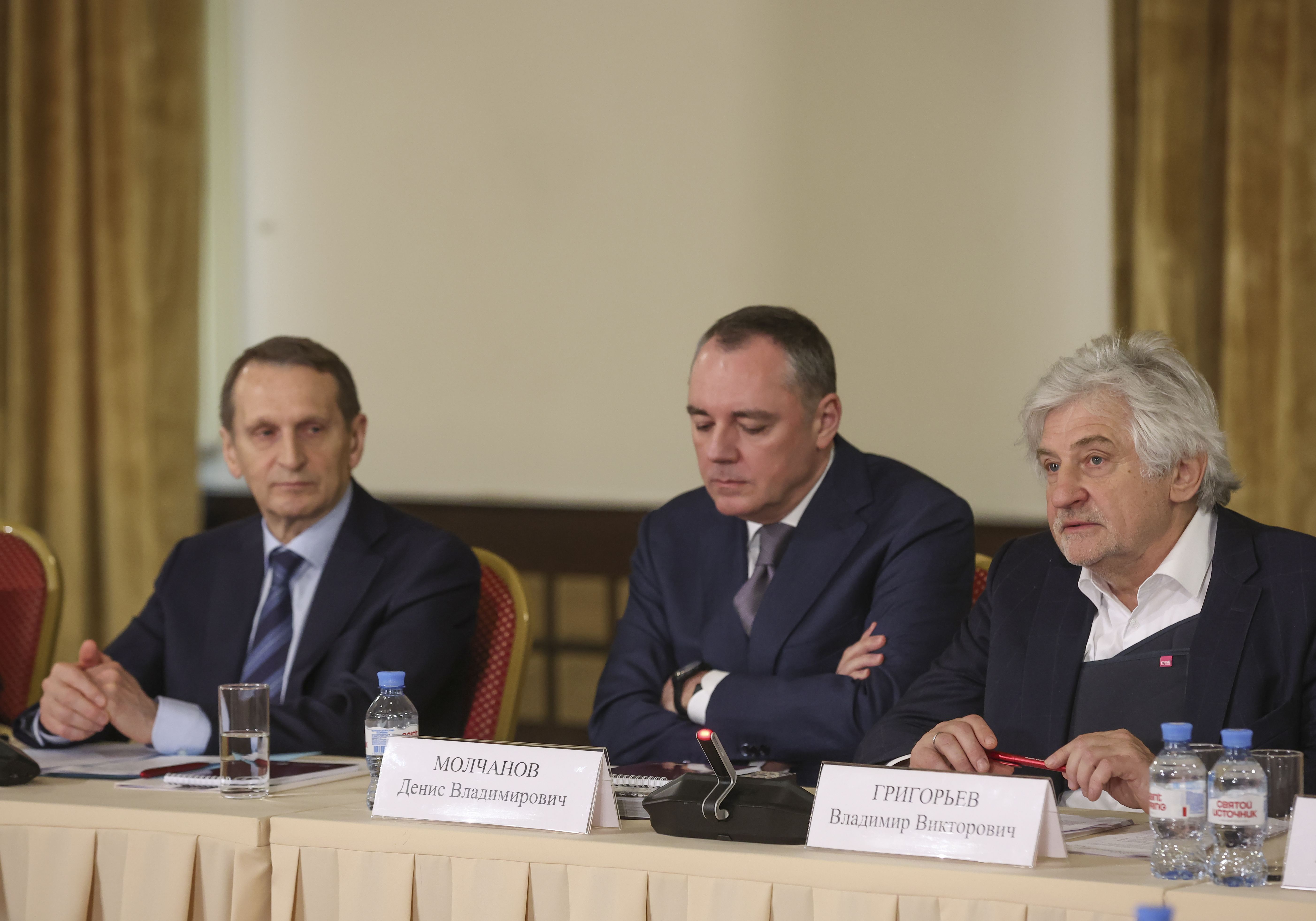 Выступление членов Оргкомитета.