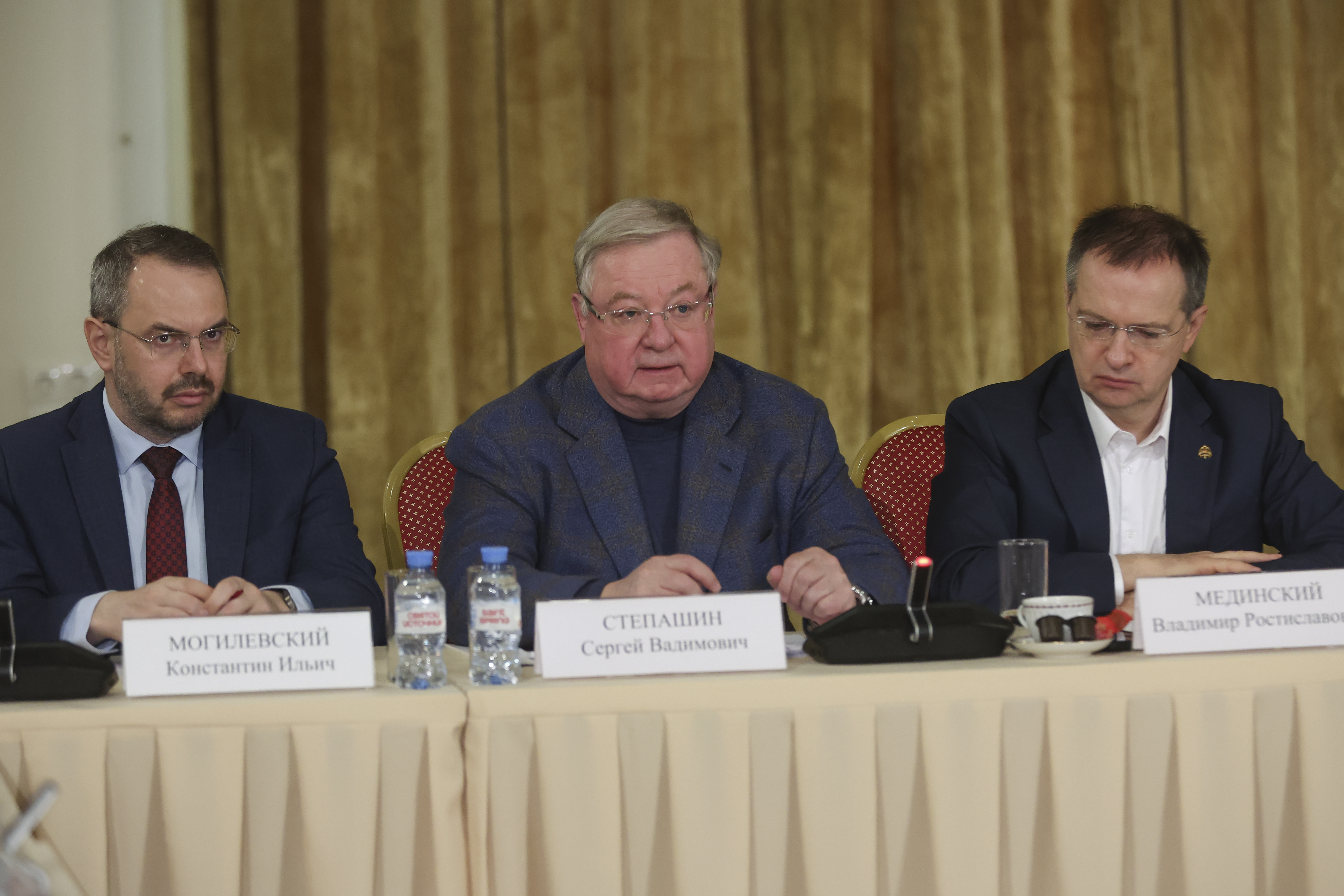 Выступление членов Оргкомитета.