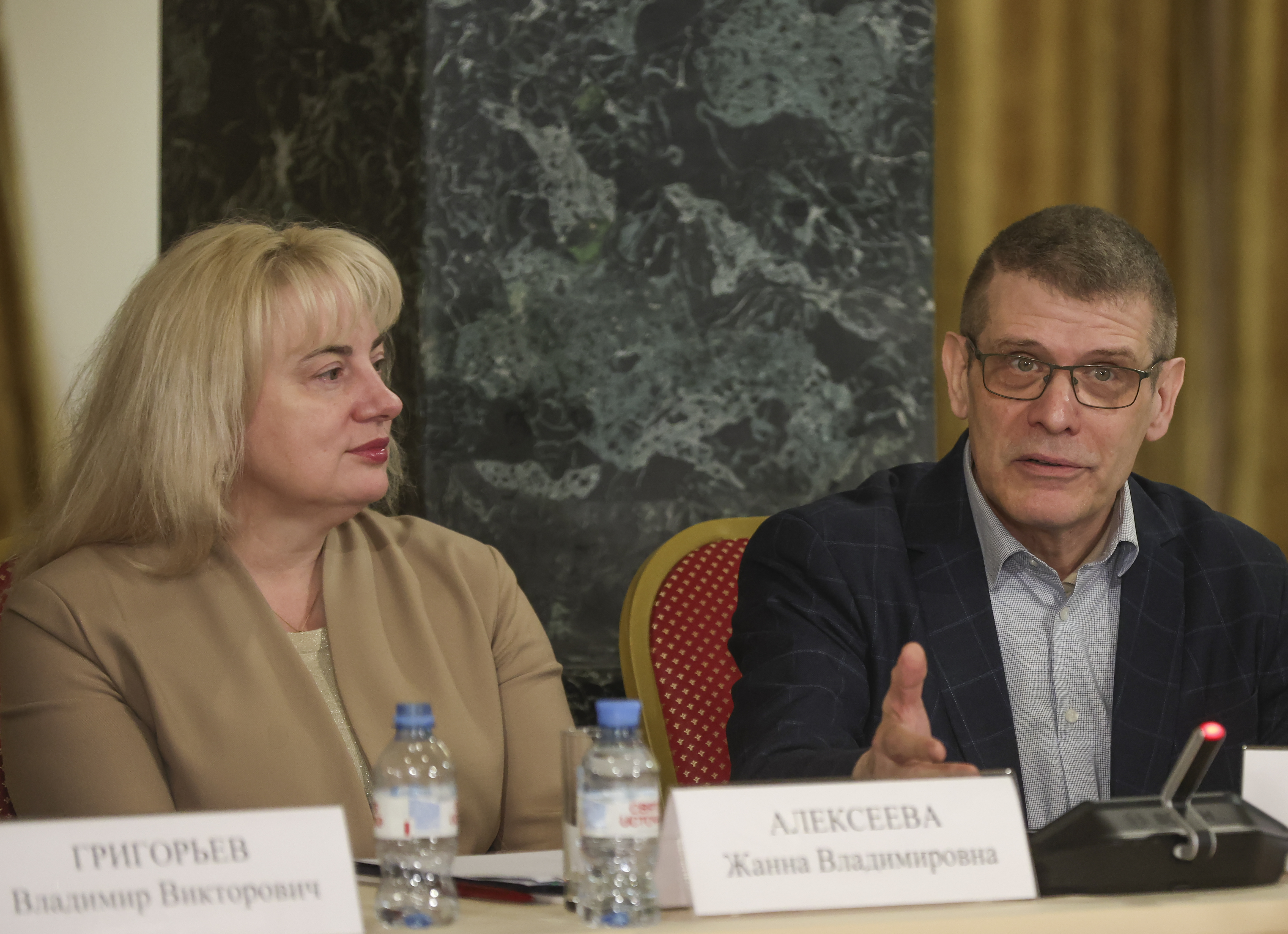 Выступление членов Оргкомитета.